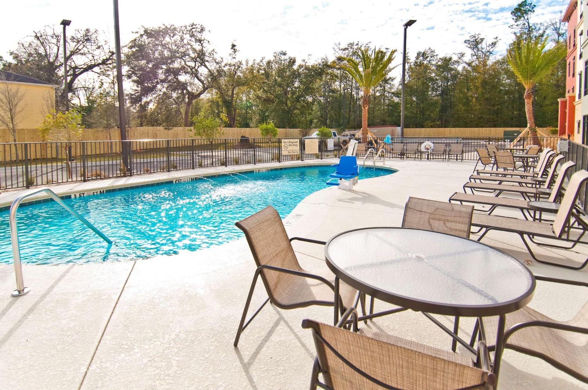 Hampton Inn & Suites Pensacola/I-10 Pine Forest Road Ferry Pass Esterno foto